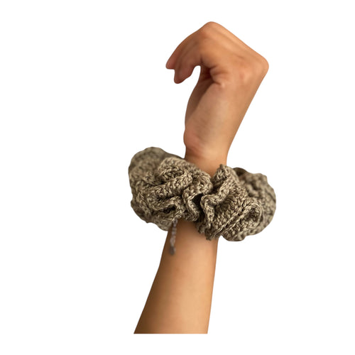Scrunchies de crochet  4 colores tierra
