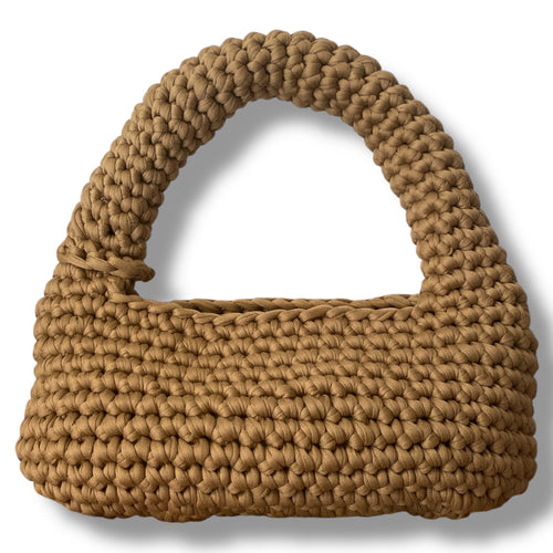 Bolso tejido a mano