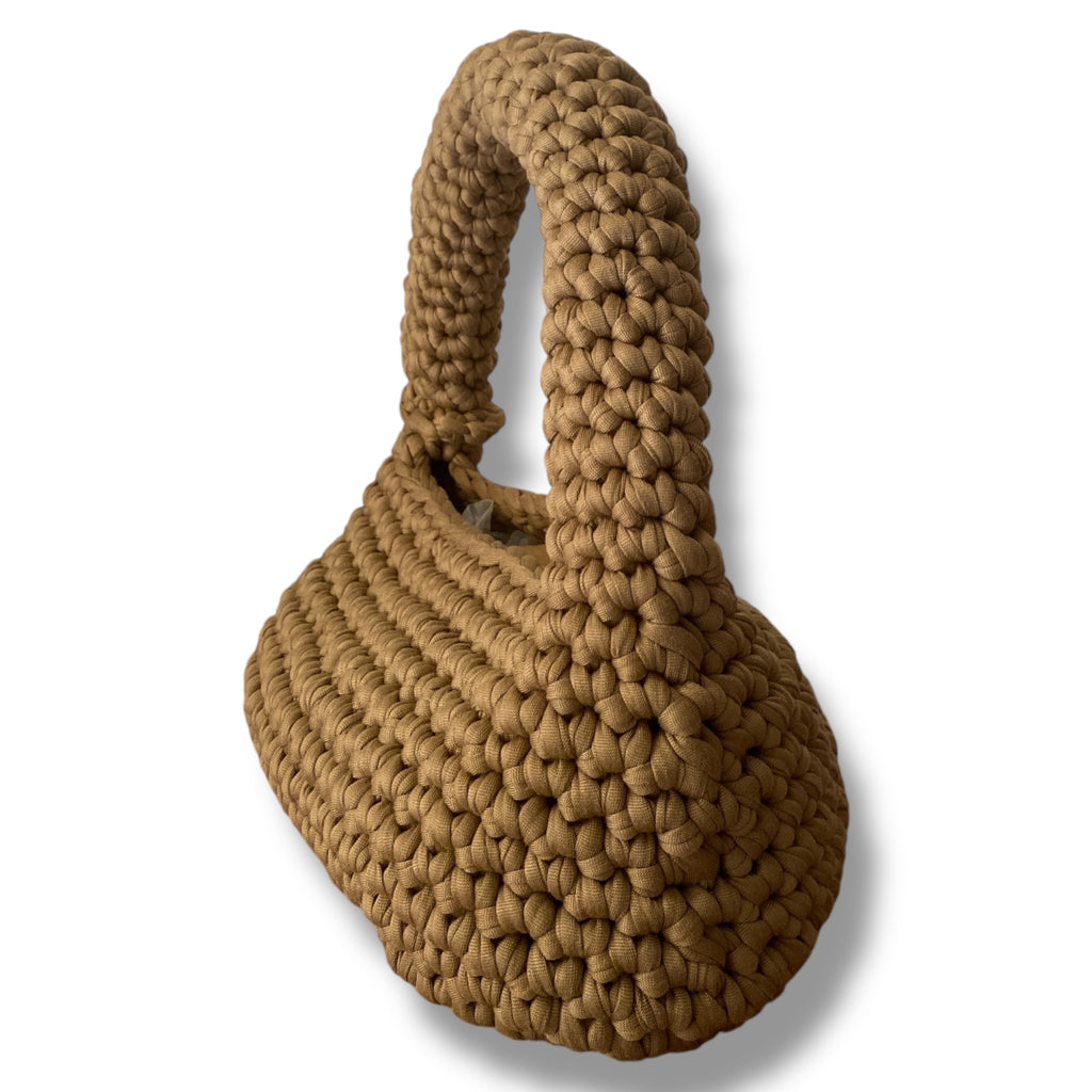 Bolso tejido a mano