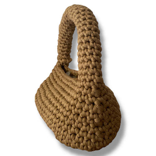 Bolso tejido a mano