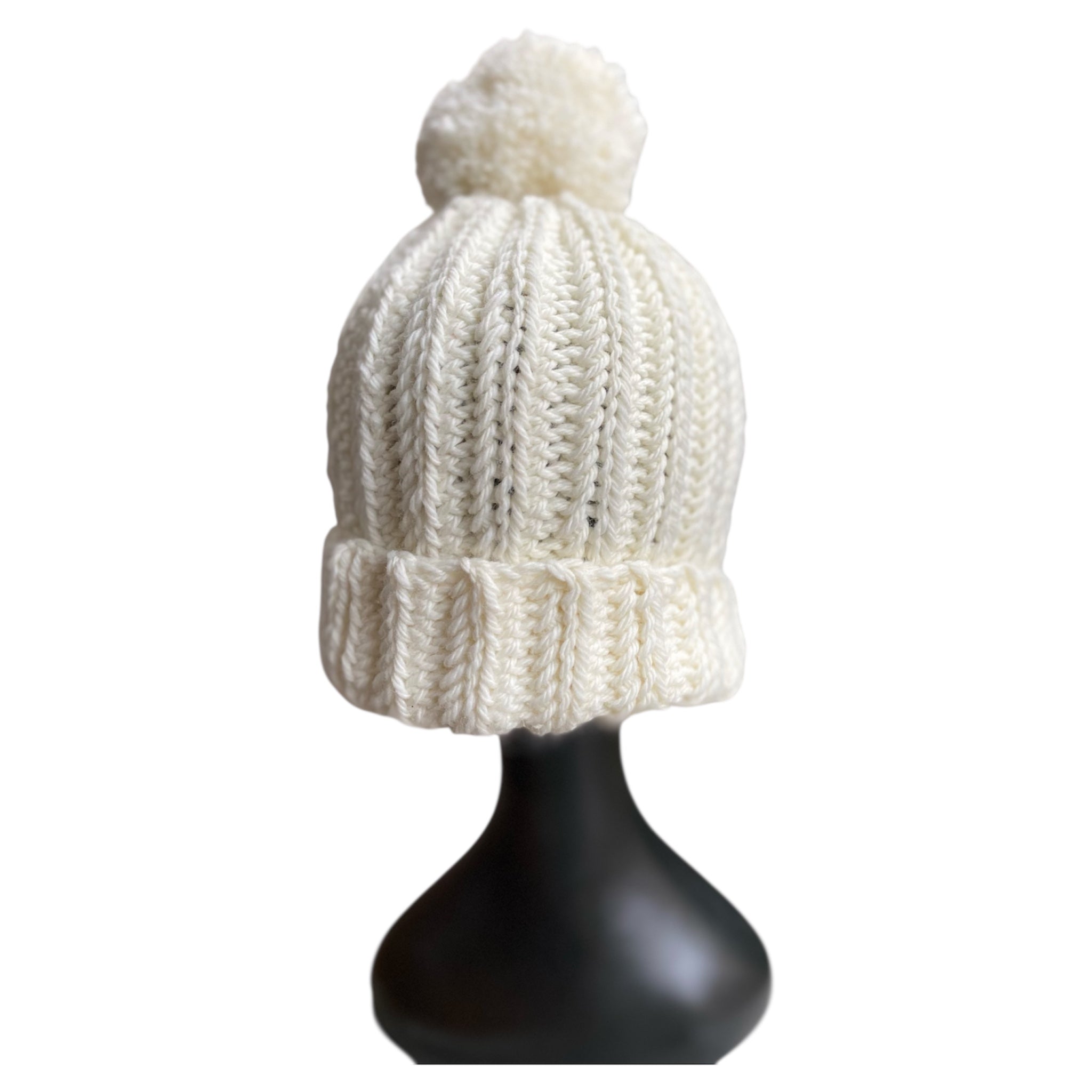 🧶 Gorro de Lana con Pompon – Hecho a Mano
